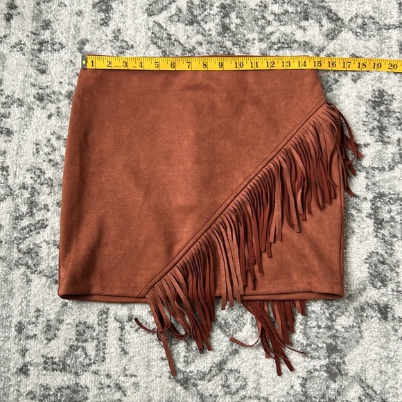 Windsor cowgirl-chic faux suede brown fringe mini skirt medium - Picture 7 of 10